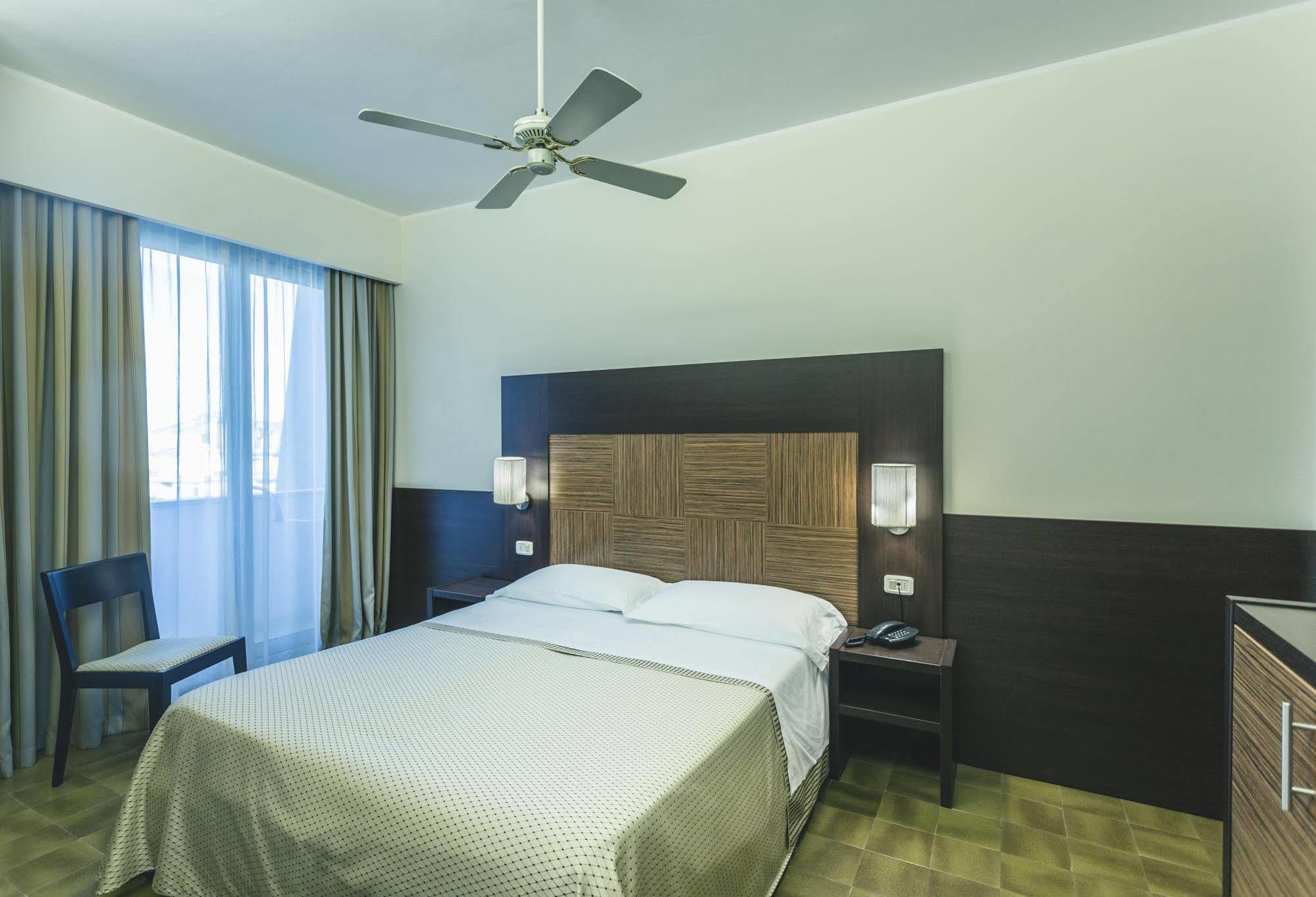 Hotel Principe Residence Vasto Ngoại thất bức ảnh